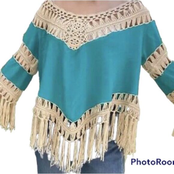 ✨ DREAMERS Boho Fringe & Crochet Teal Top✨ - Picture 5 of 6
